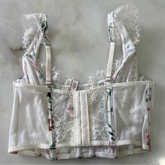 Victoria Secret Corset 🤍✨ BRAND NEW WITHOUT TAGS - Picture 3 of 4
